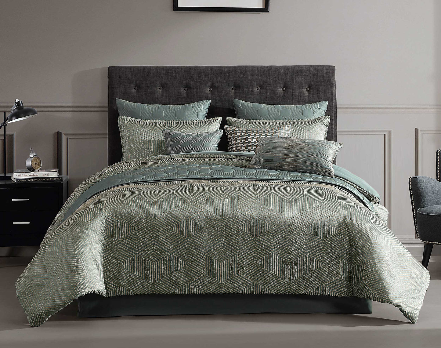 Haldon Green Comforter Set