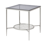 Mesa auxiliar cuadrada Adelrik de 21" de largo