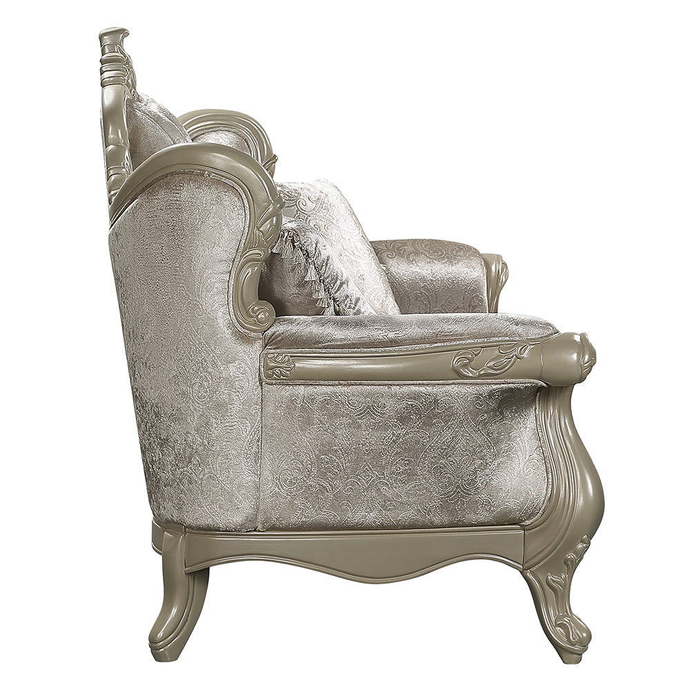 Libertee Loveseat w/3 Pillows