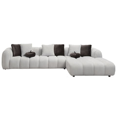 Sofá seccional tapizado Manila de 145" de largo con 8 almohadas