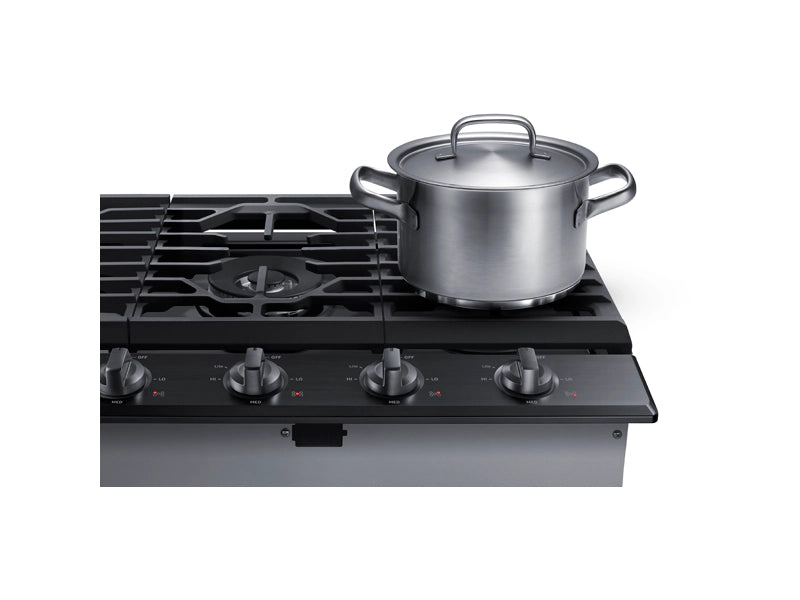 30" Smart Gas Cooktop with Illuminated Knobs in Black Stainless Steel