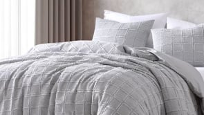 Jordie Clip Waffle 3 pc Comforter Set
