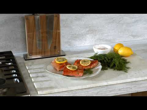  Café 30-inch, 1.9 cu.ft. Over-the-Range Microwave Oven CVM519P2PS1 EXTERNAL_VIDEO 1