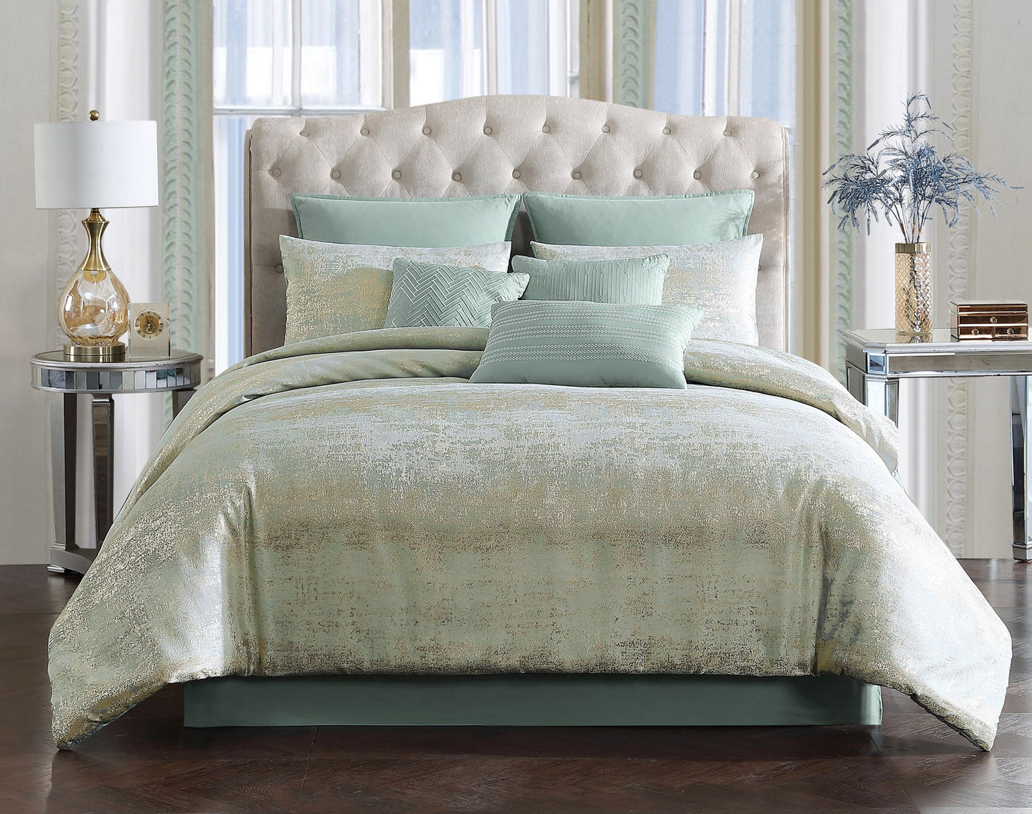 Vivian Comforter Set