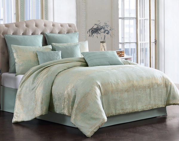 Vivian Comforter Set