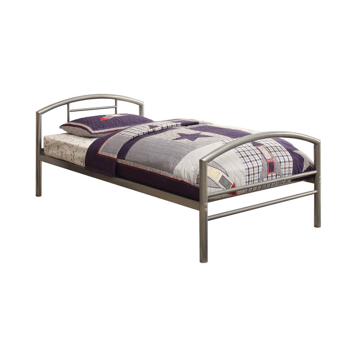 Baines Metal Bed - Canales Furniture