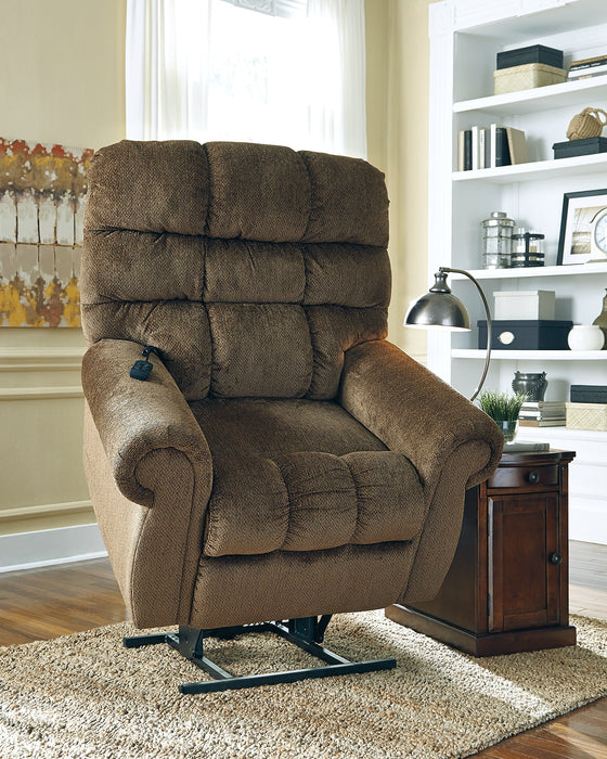 Ernestine Signature Design by Ashley Recliner - Canales Furniture